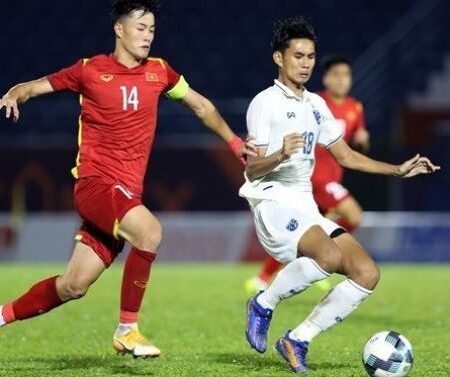 U19 Vietnam beat Thailand to face Malaysia in final round of International U19 Tournament