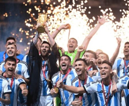 Argentine Government Confirmed Tuesday as a Day Off to Celebrate Winning the World Cup