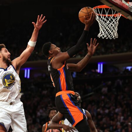 The Knicks Slayed the Warriors at Home and Won 8 Consecutive Victories